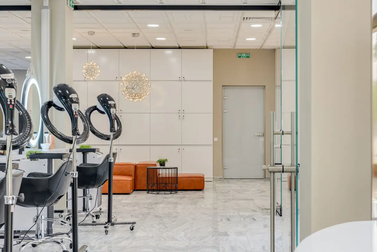 Luxurious Lastlambor Part salon interior